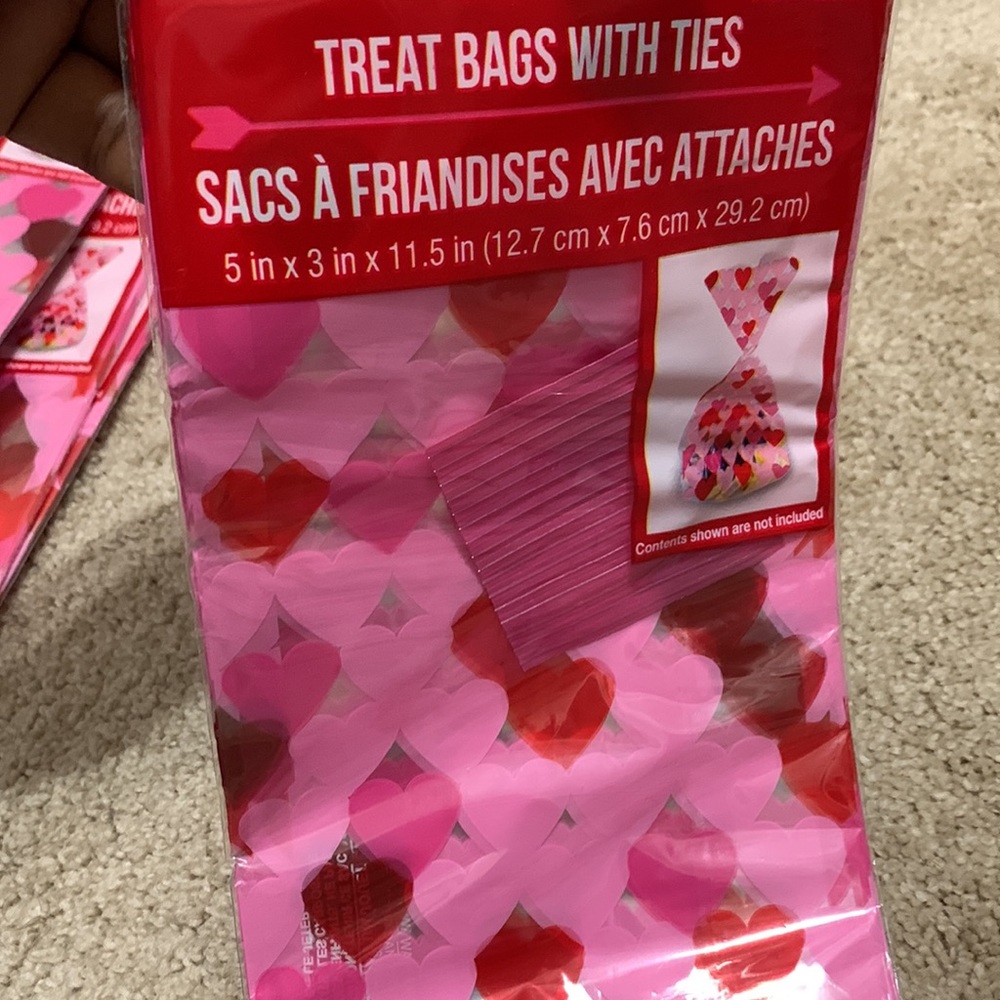 Lot of 11 Pink&Red Heart Treat Bags with ties
